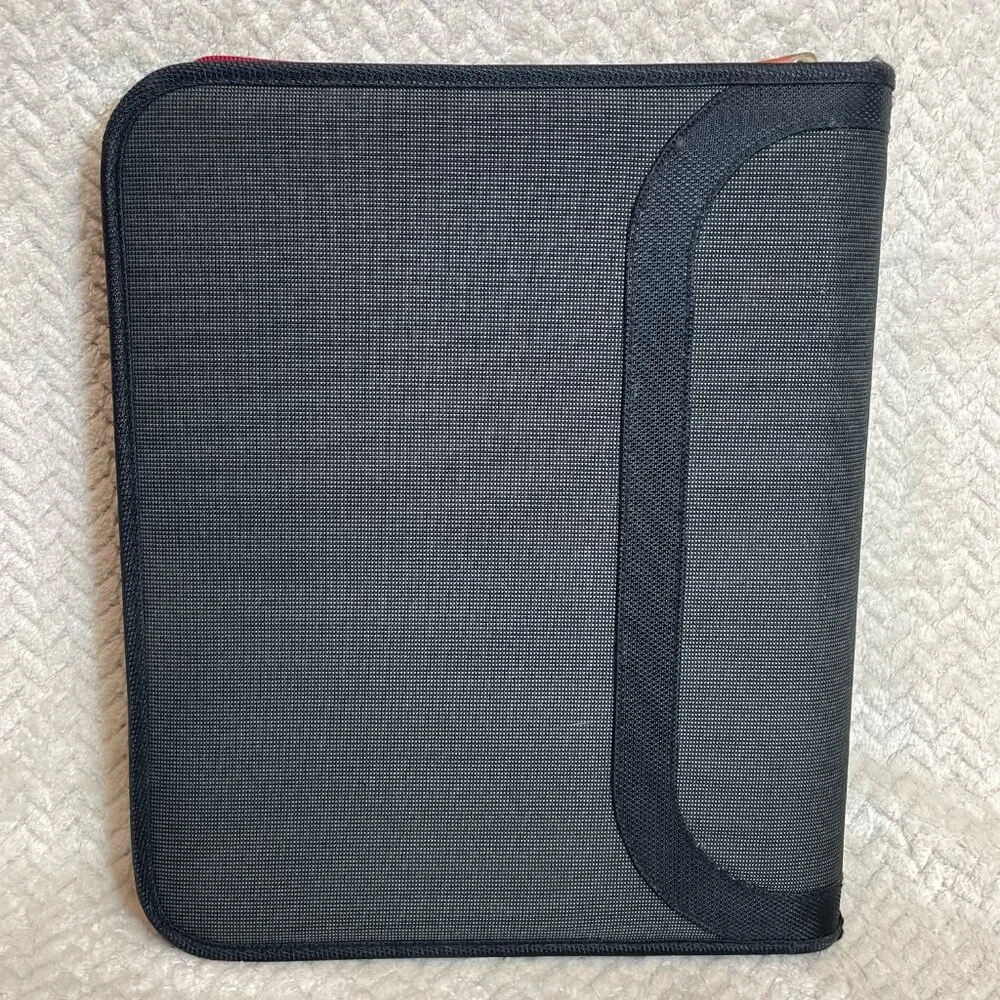 Vintage Y2K MTV‎ 3-Ring Black Red Zip Binder Trapper Keeper Nostalgic Novelty
